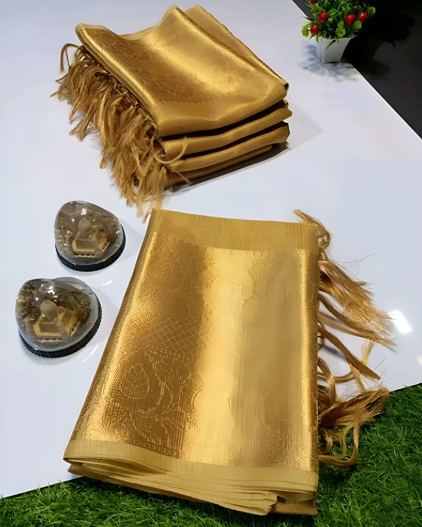 Gold Tissue Silk Saree (DB-S-005)