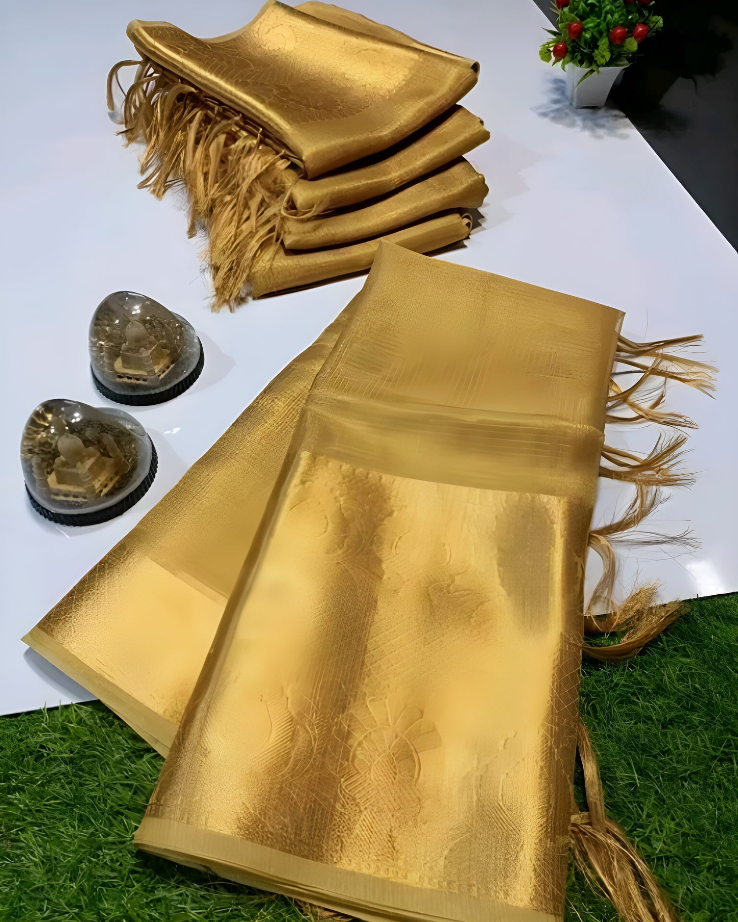 Gold Tissue Silk Saree (DB-S-005)