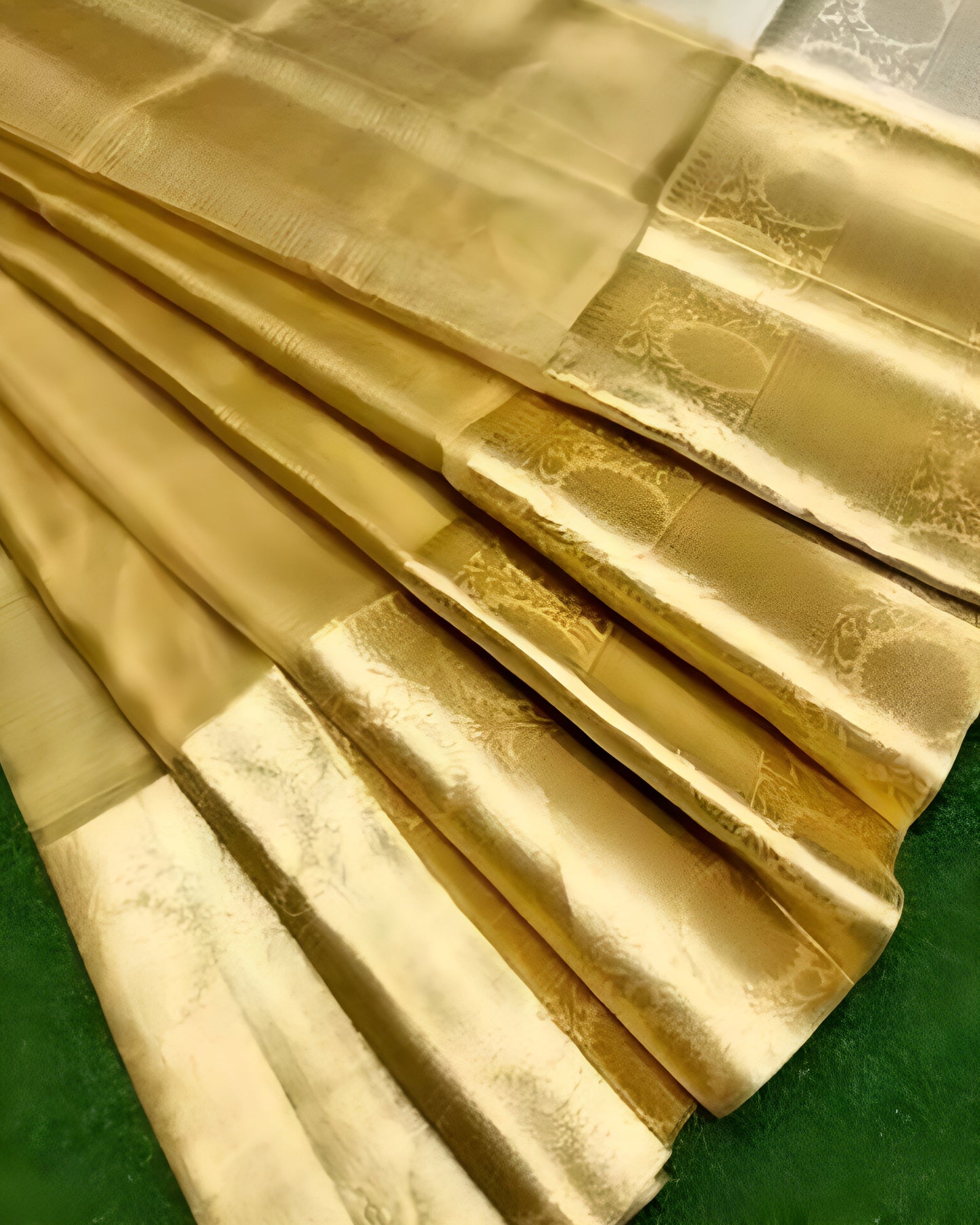 Gold Tissue Silk Saree (DB-S-005)