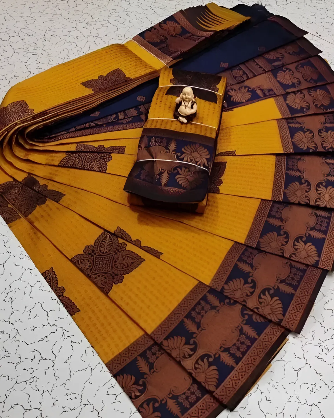 Kanjeevaram woven design silk blend Saree💗(DB-S-010)