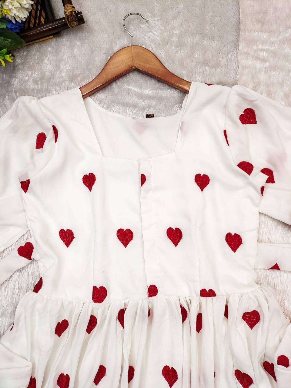 White heart Printed Midi 🤍❤️