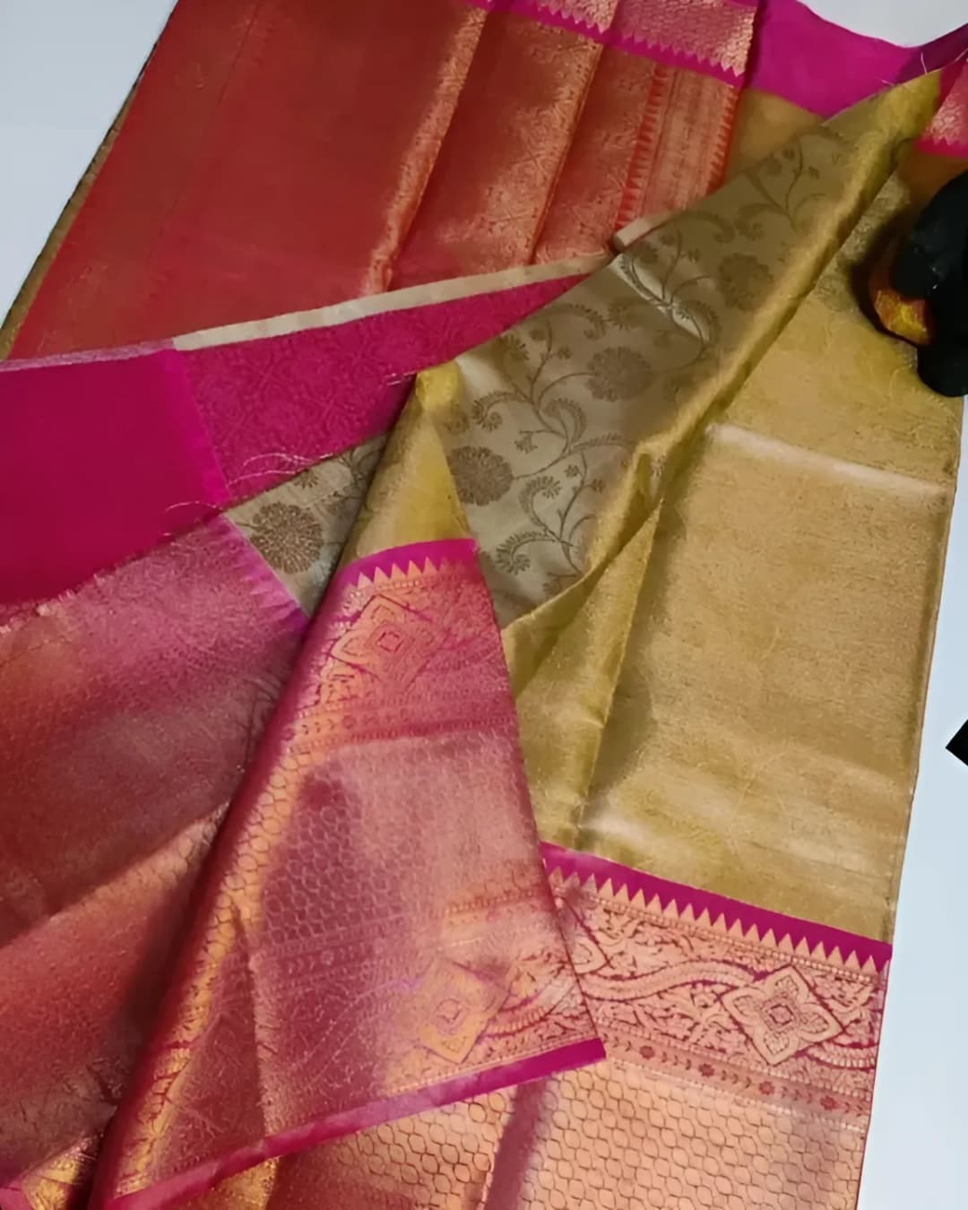 Trendy Tissue Silk saree