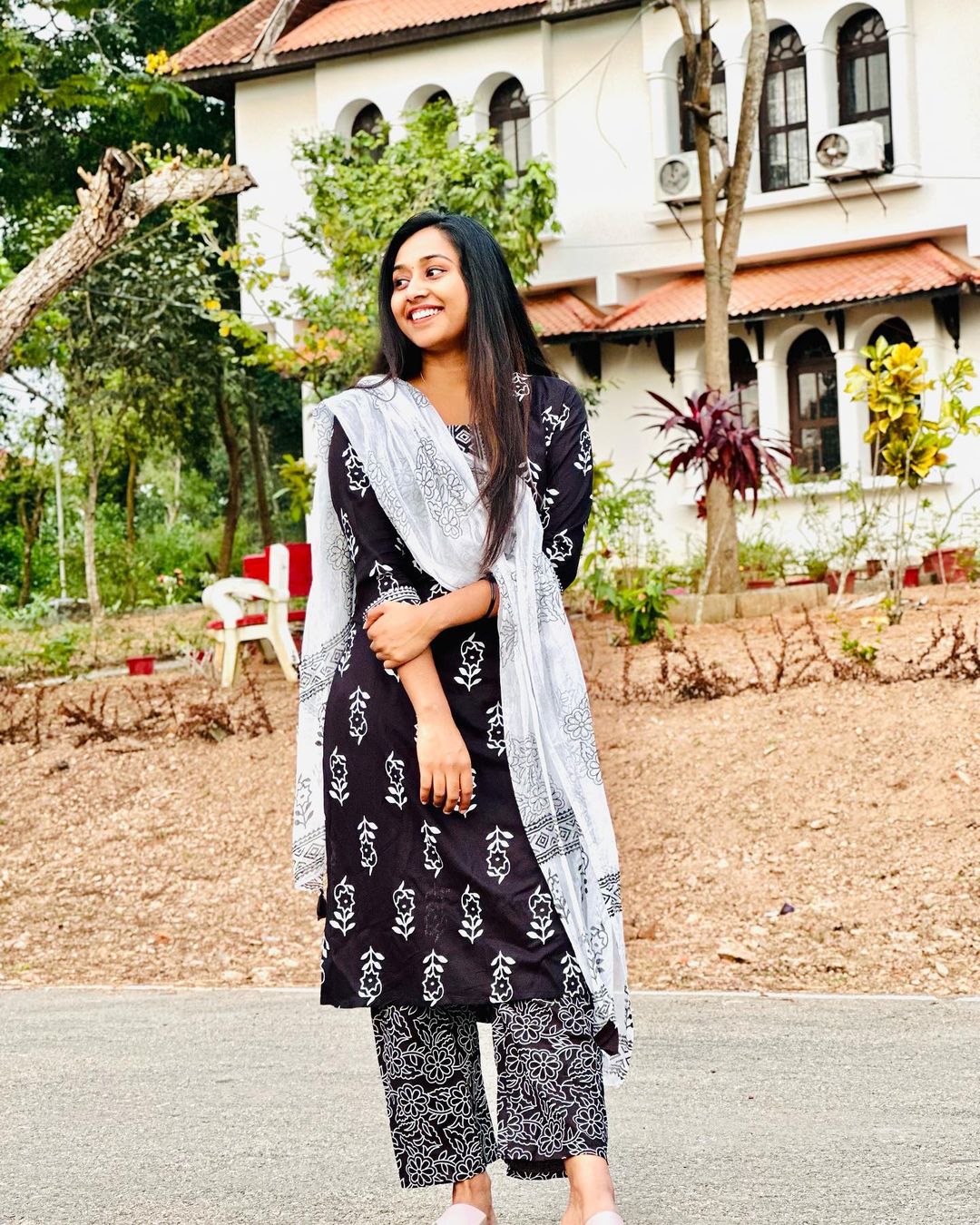 Black Kurta Set With Dupatta🖤