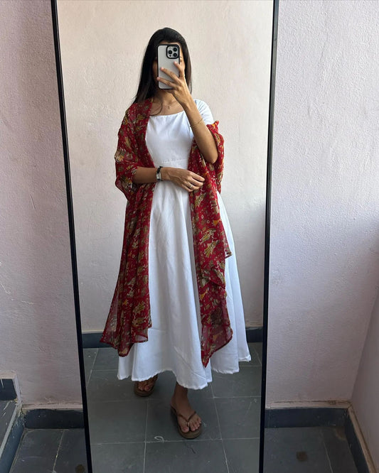 White Gown With kalamkari Duppatta❣️